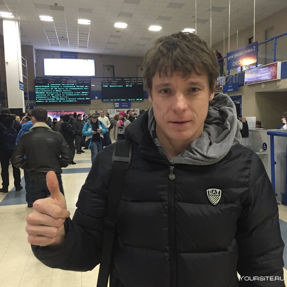 Александр Сёмин хоккеист Витязь