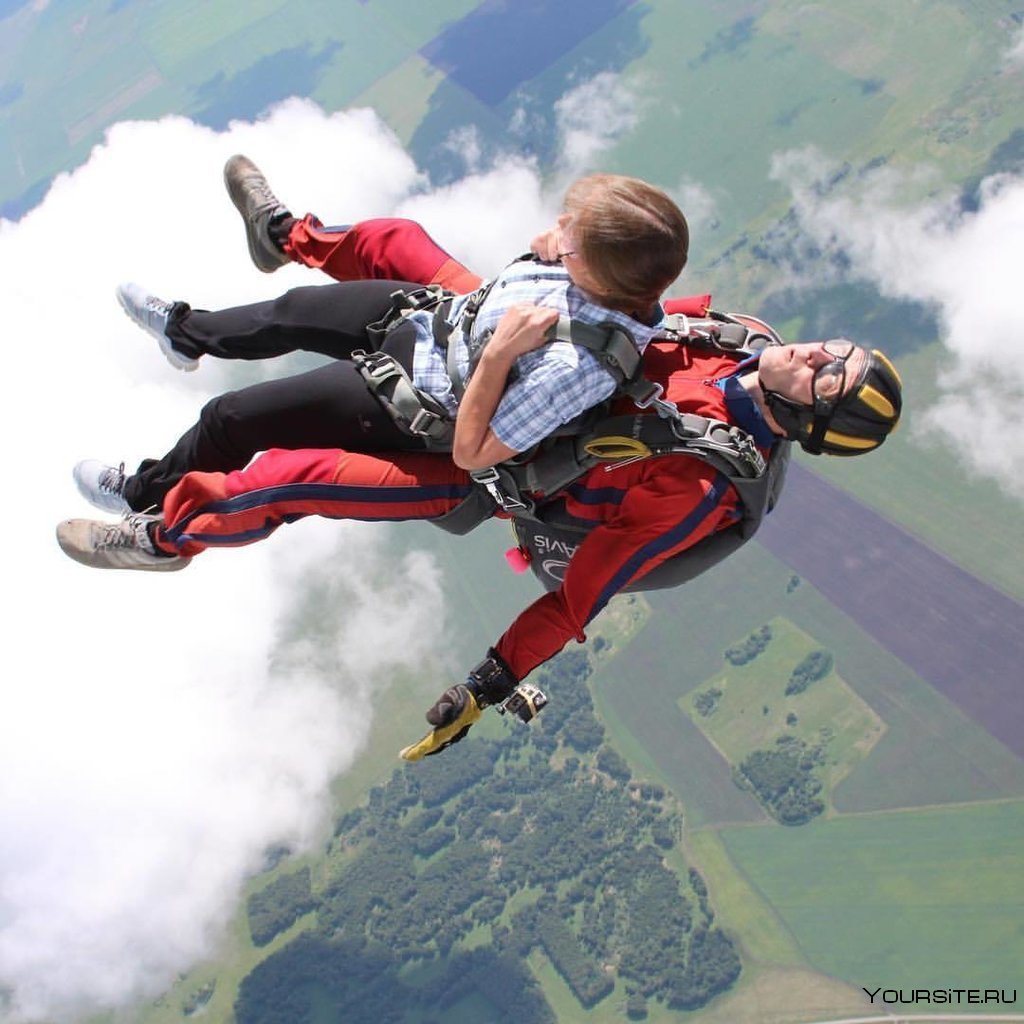 как правильно прыгать с парашютом в пабг фото 70