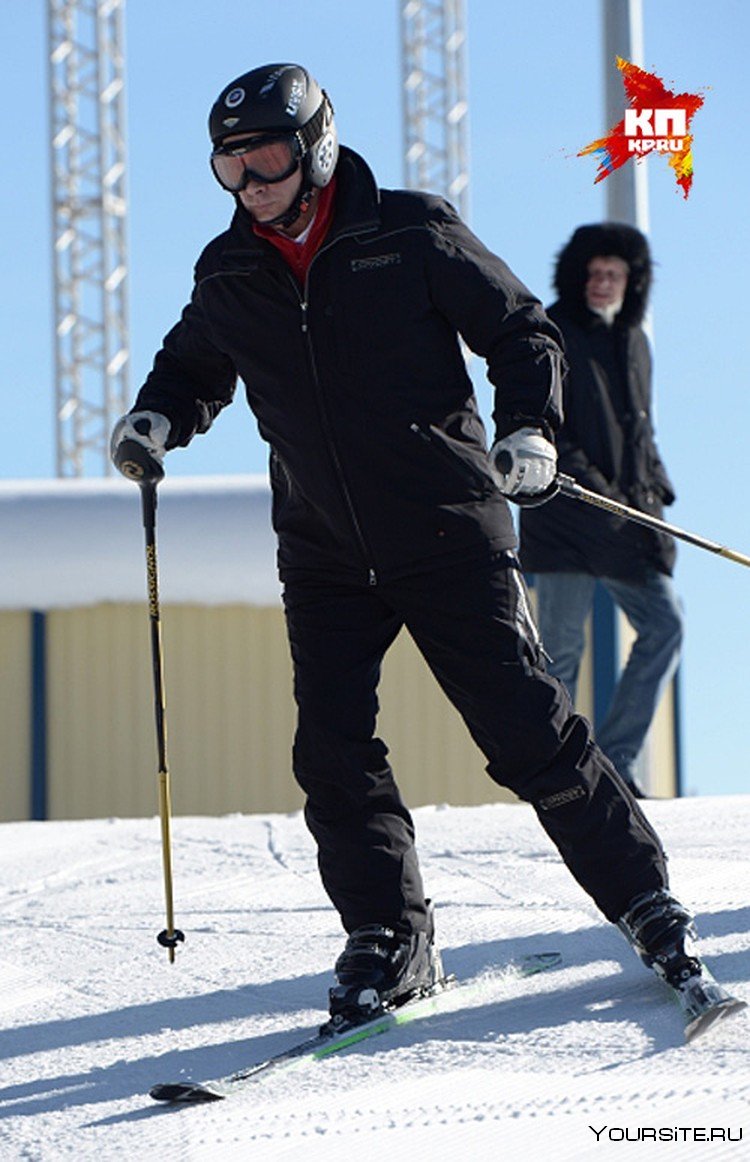 Владимир Путин на горных лыжах