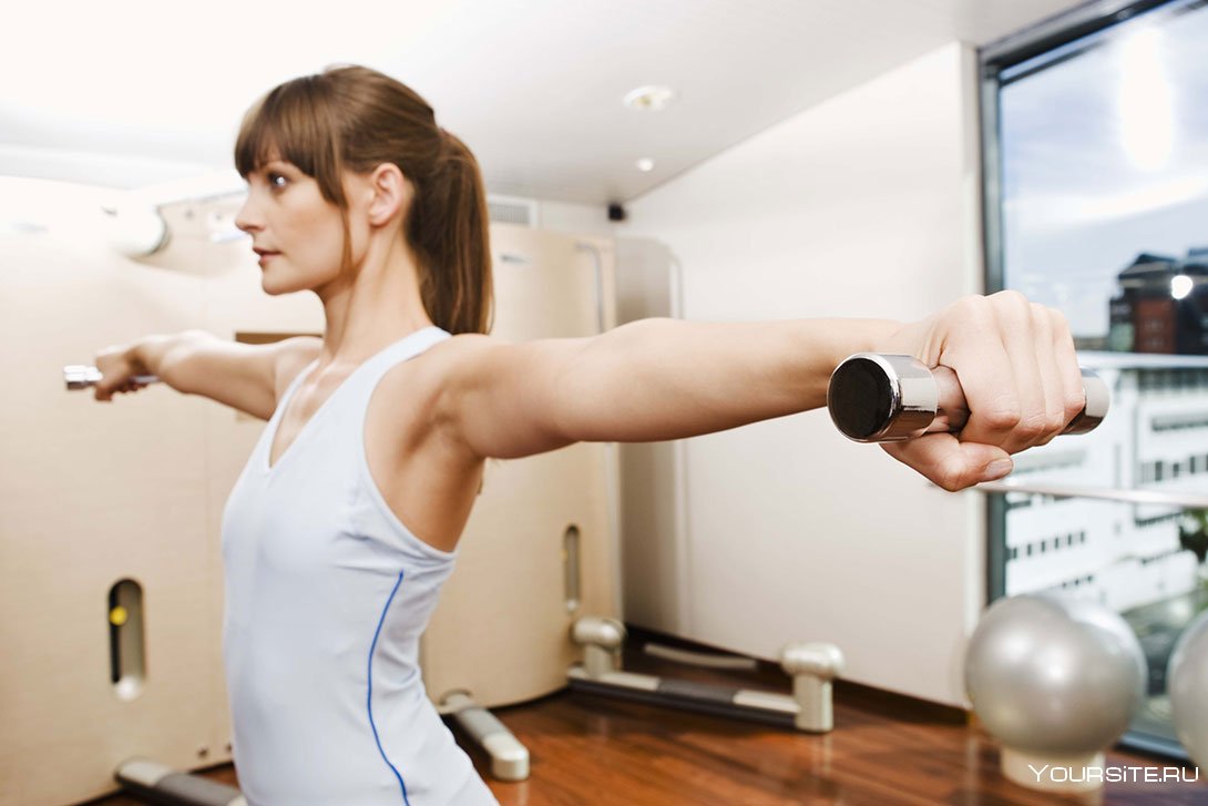 Тренировка мышц рук для женщин
