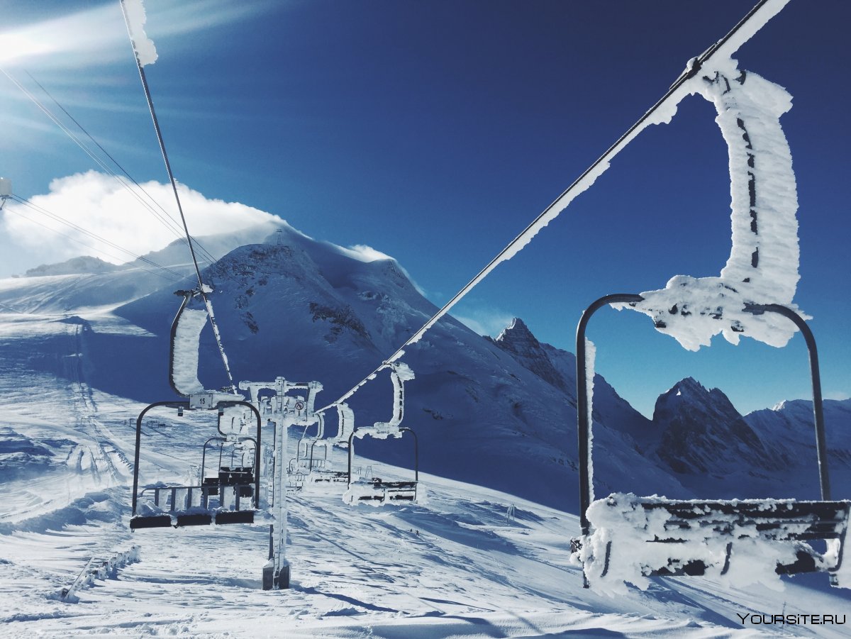 Горнолыжный курорт Альпы лыжи подъемник