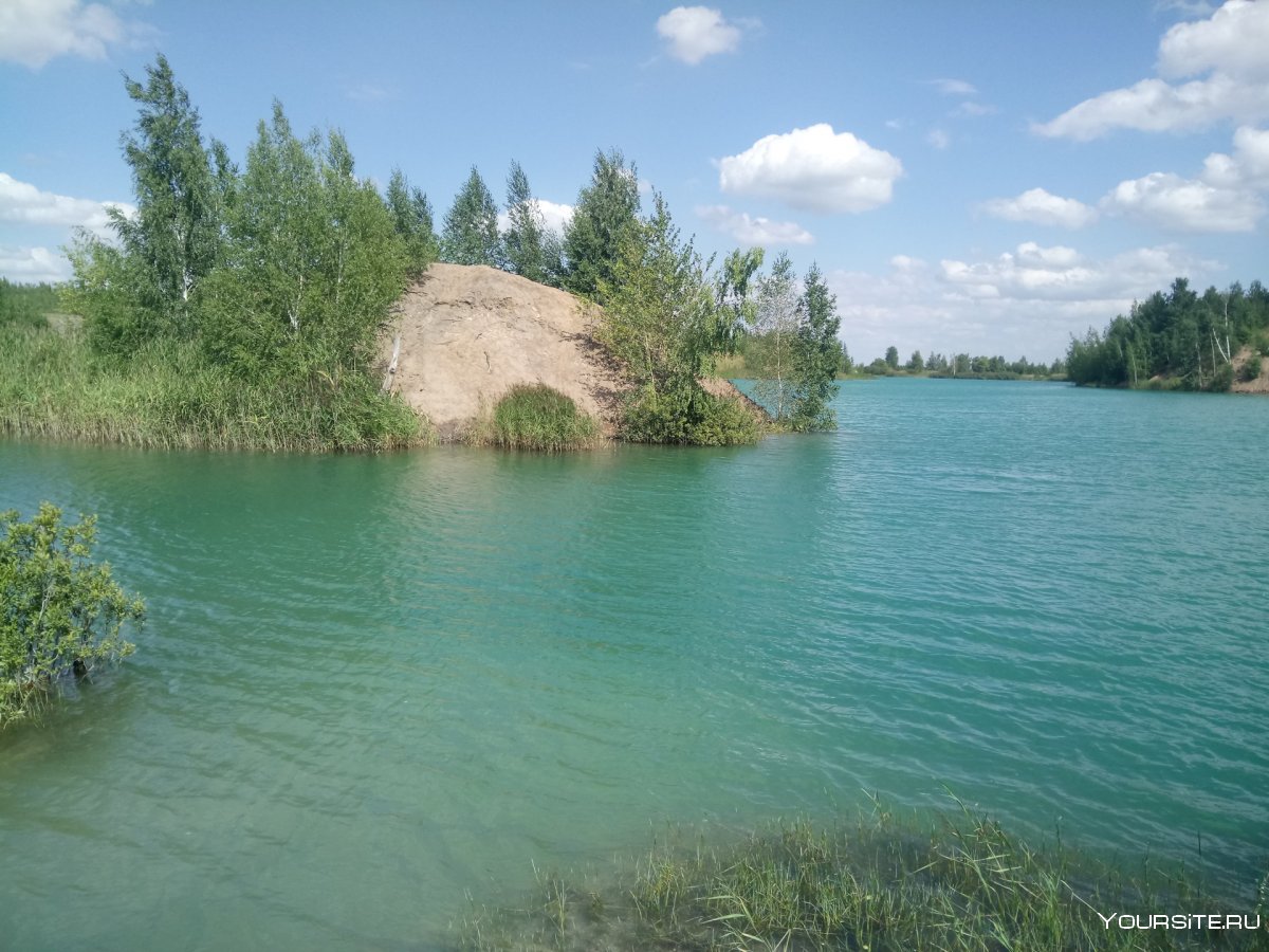 Голубое Гейзеровое озеро на Алтае
