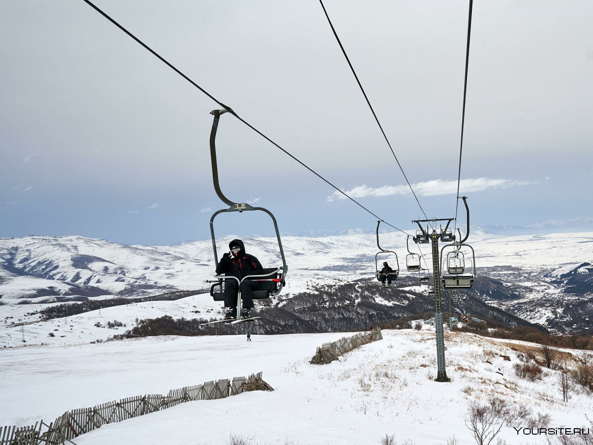 Армения туризм Цахкадзор горные лыжи