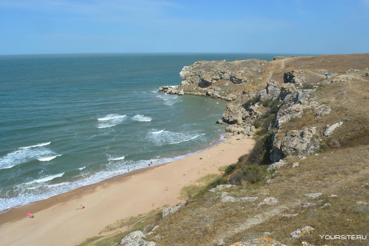 Крым скала-арка Генеральские пляжи