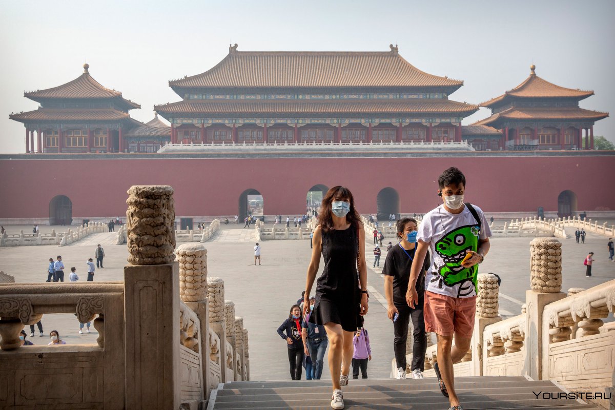 Туристы в Китае