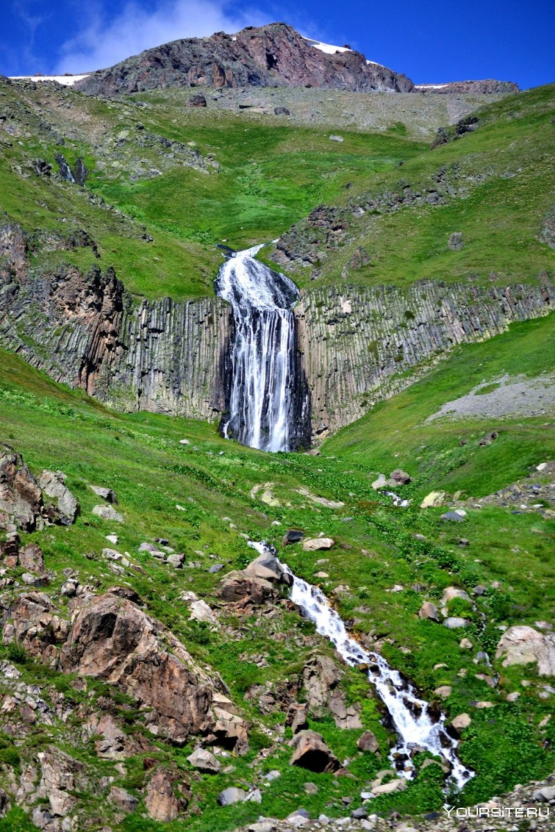 Водопад Азау Приэльбрусье зимой