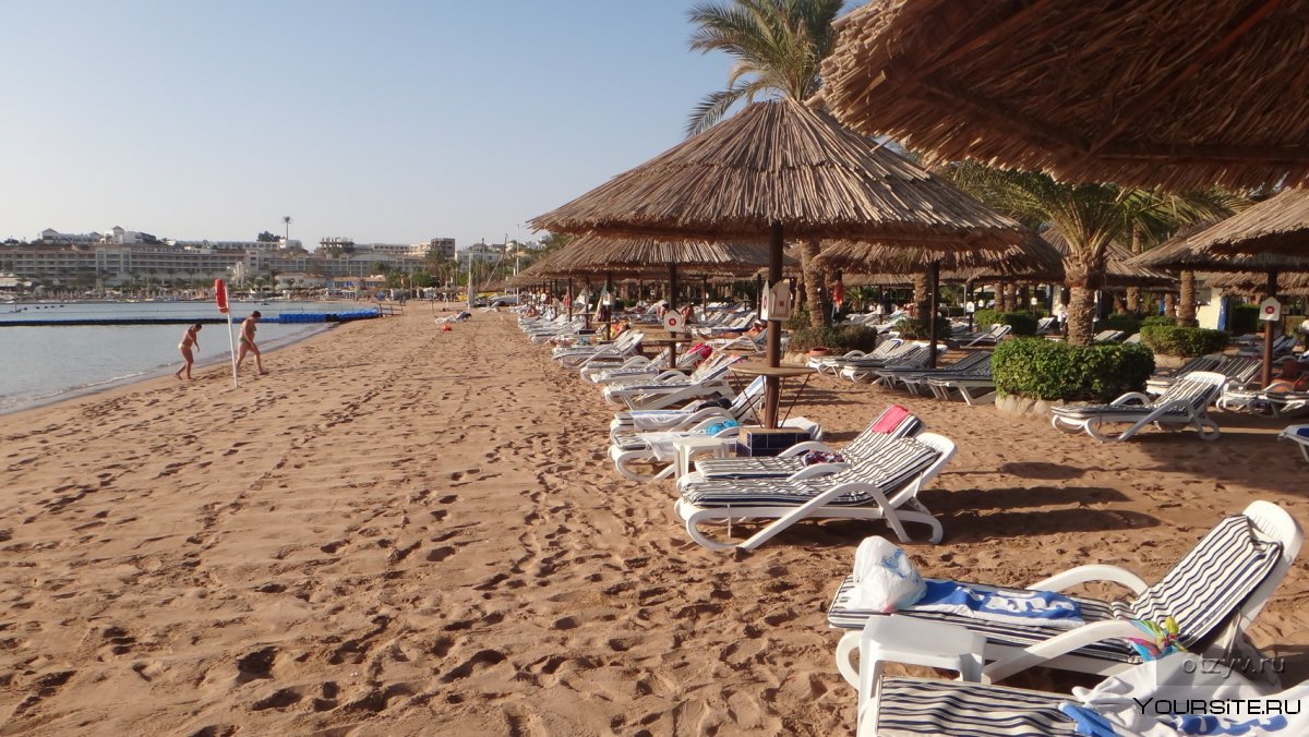 Пляж Viva Beach в Наама