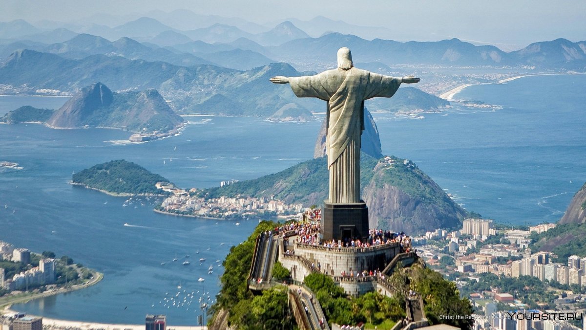 Статуя Спасителя в Рио-де-Жанейро