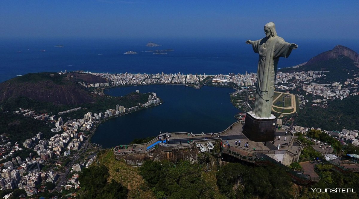 Статуя Христа-Искупителя Бразилия сердце