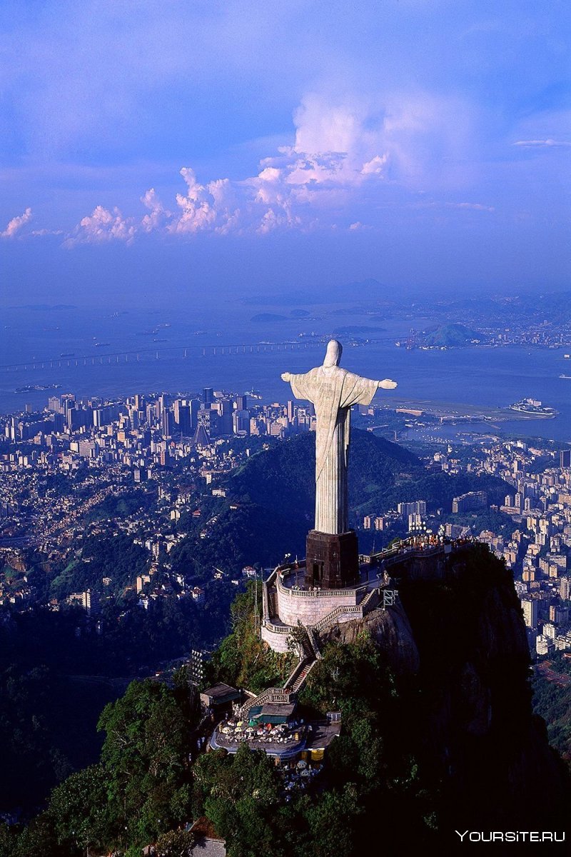 Гора Корковадо Рио-де-Жанейро