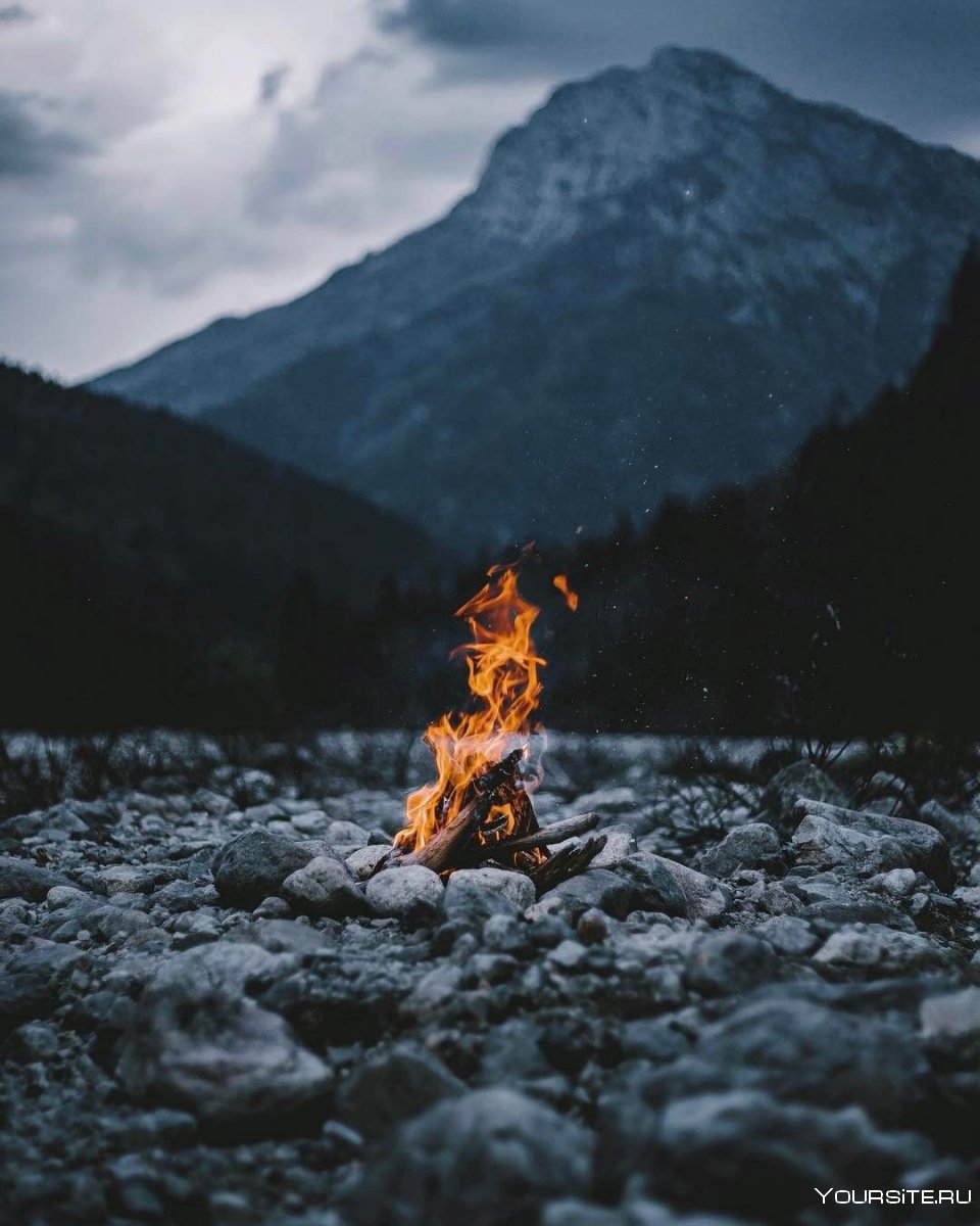 Горы в огне