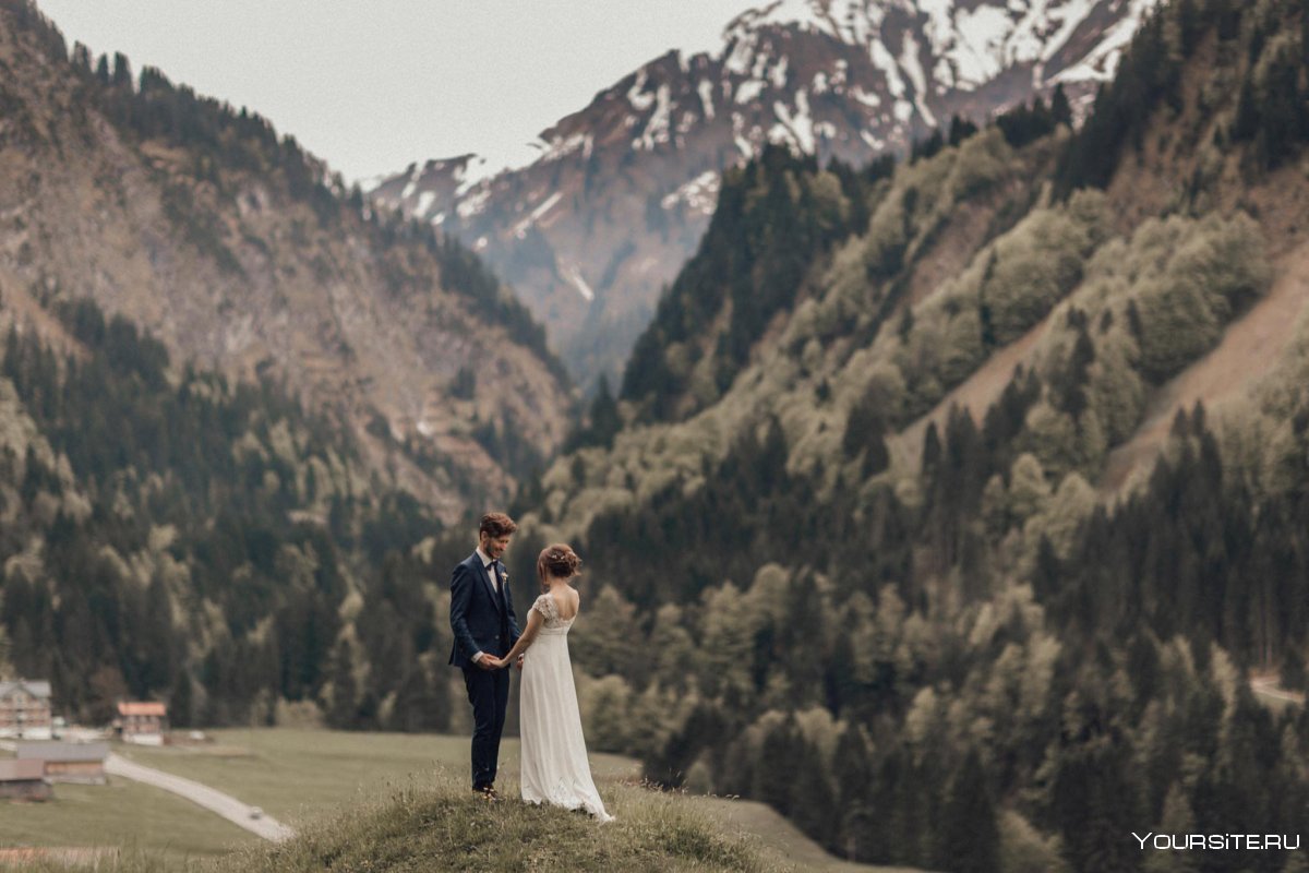 Свадебная фотосессия в горах Кавказа