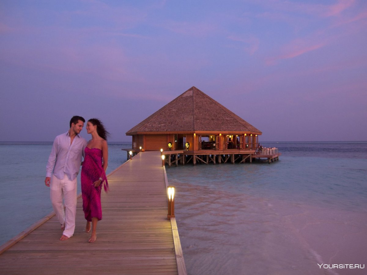 Vilamendhoo Island Resort 4