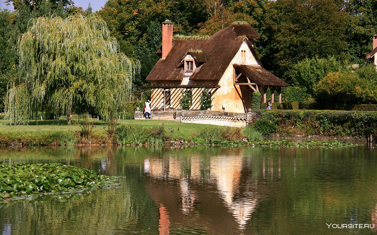 Деревня королевы Марии-Антуанетты Версаль