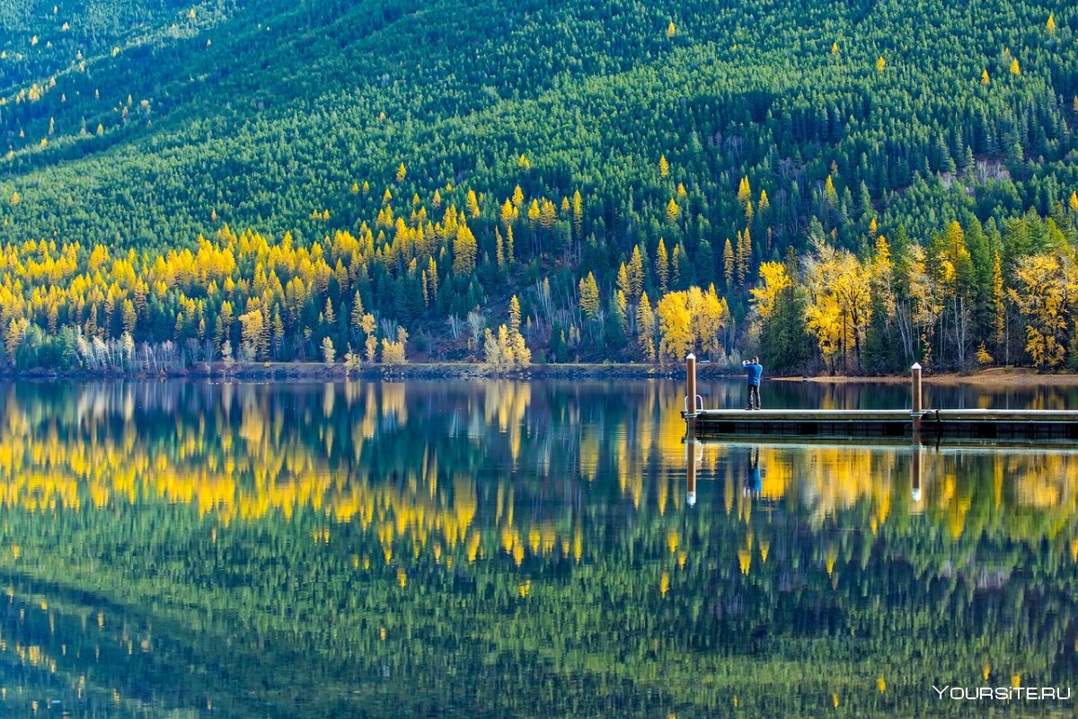 Озеро Макдональд Монтана США осенью фото