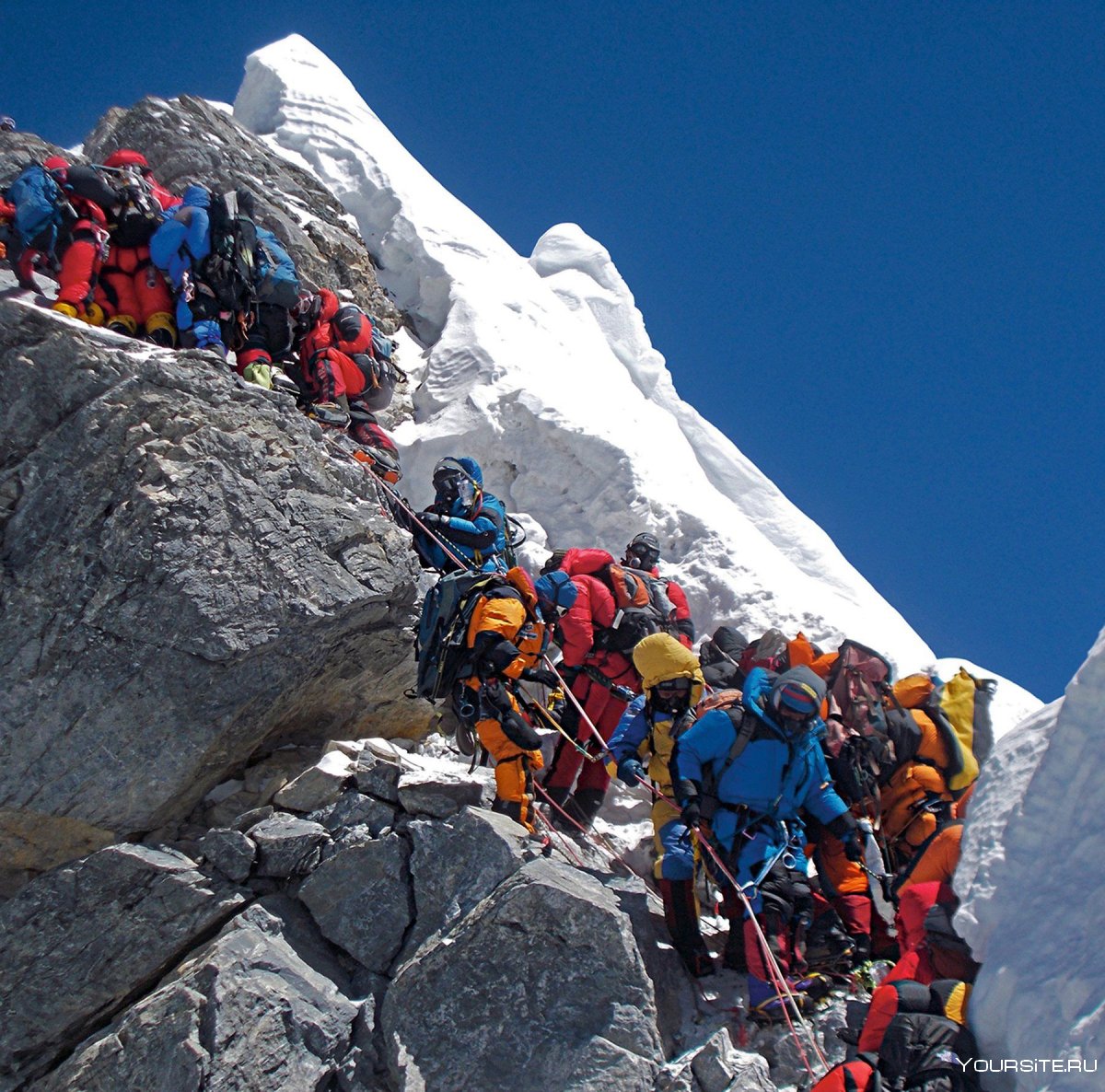 Эверест вершина погибших альпинистов