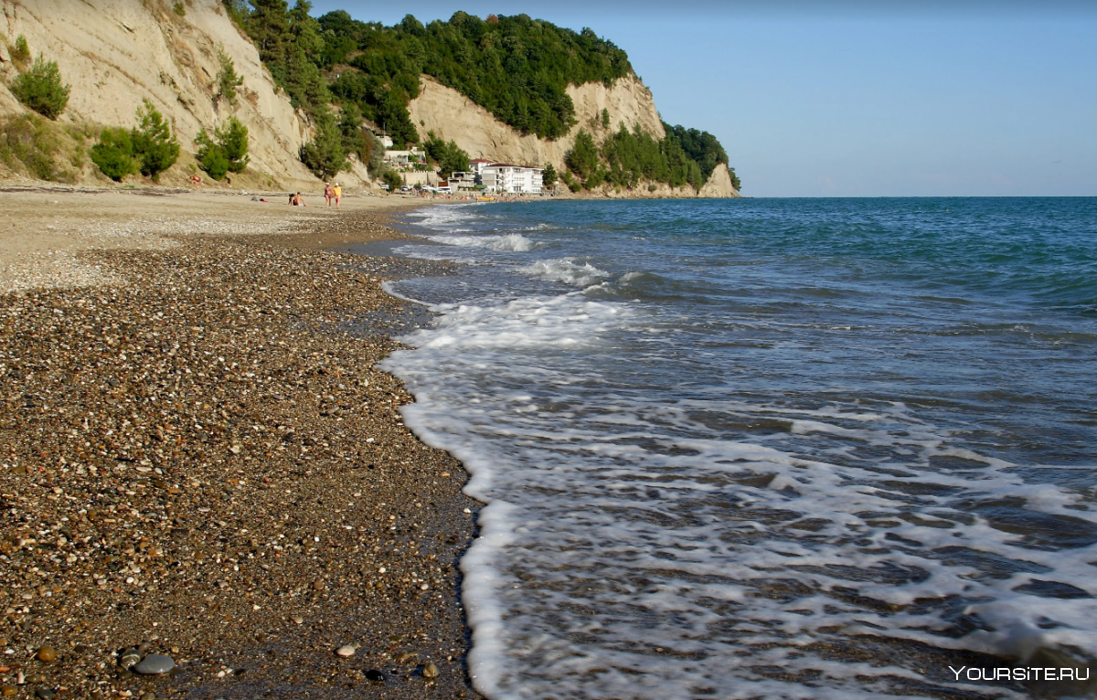 Абхазия пляжи с песком Пицунда