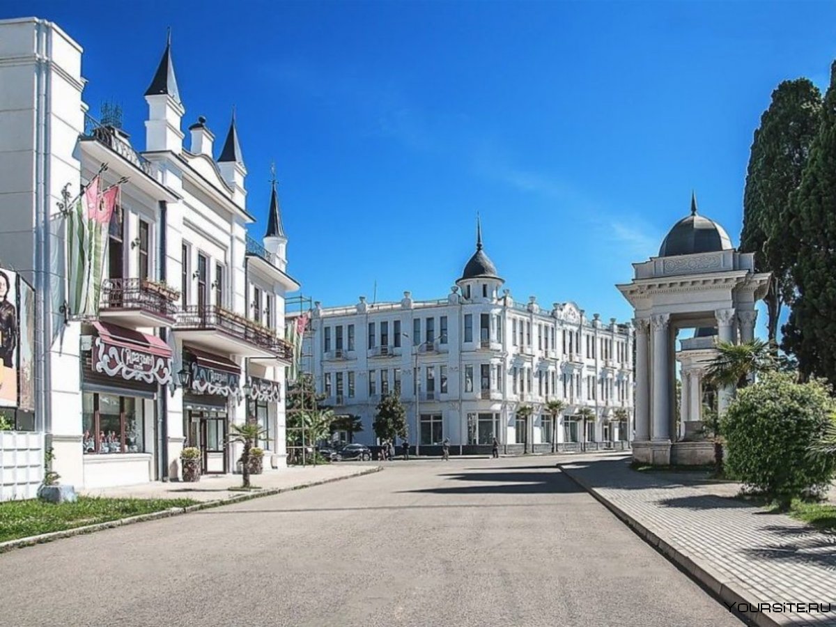Набережная Сухуми Абхазия