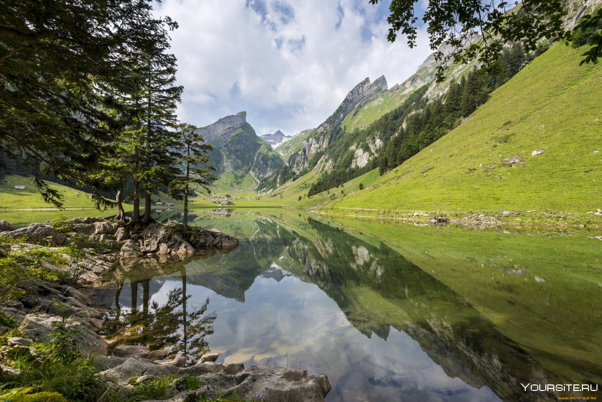 Швейцария озеро Зееальп Швейцария