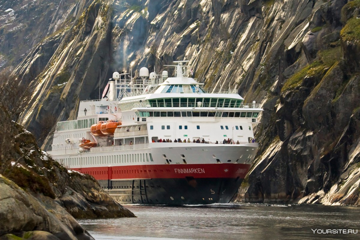 Норвегия фьорды круизный лайнер