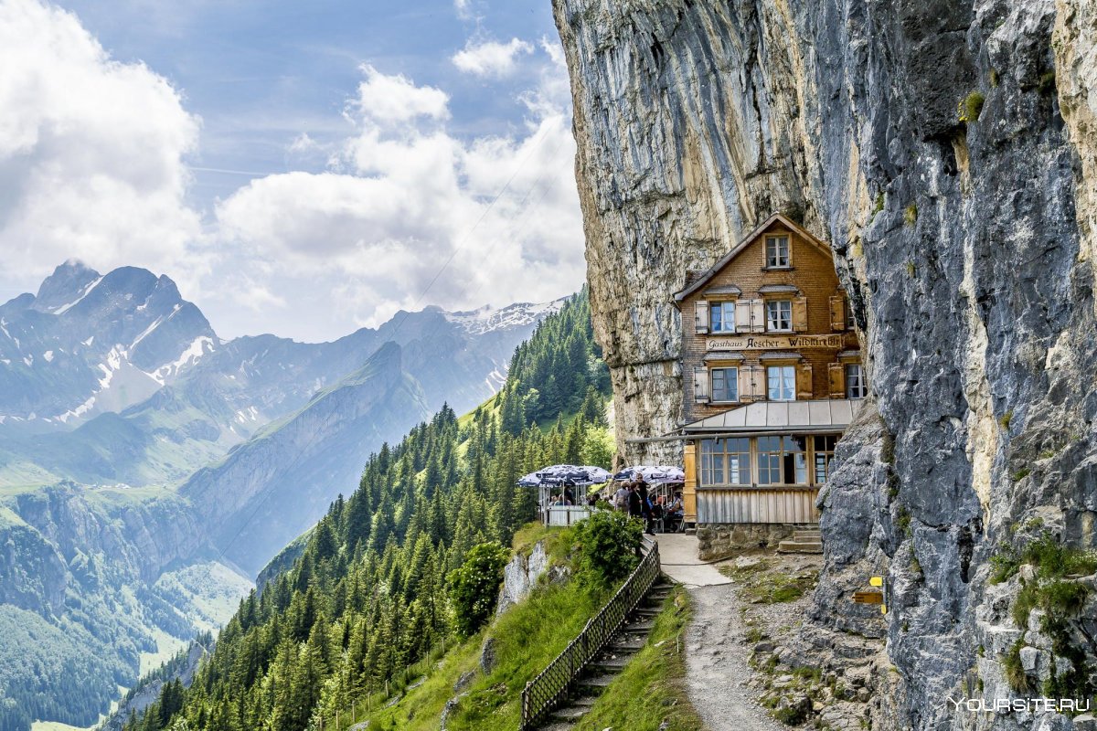 Отель в горах Швейцарии в кантоне Аппенцель