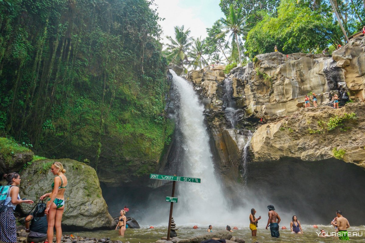 Водопад Тегенунган Бали