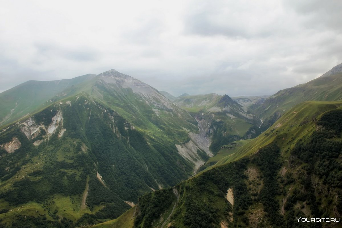 Перевал на Северном Кавказе