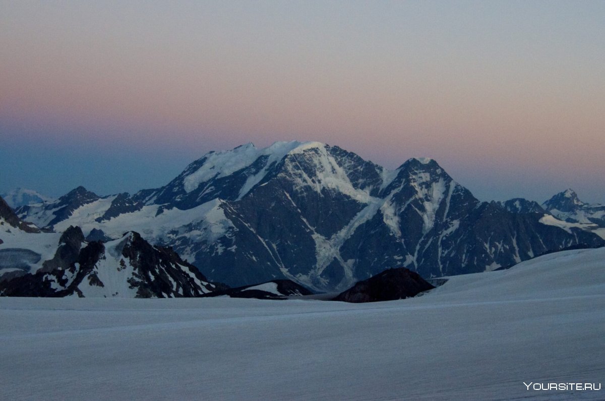 Эльбрус гора высота горнолыжный курорт