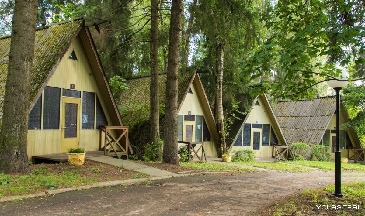 Треугольные домики для отдыха