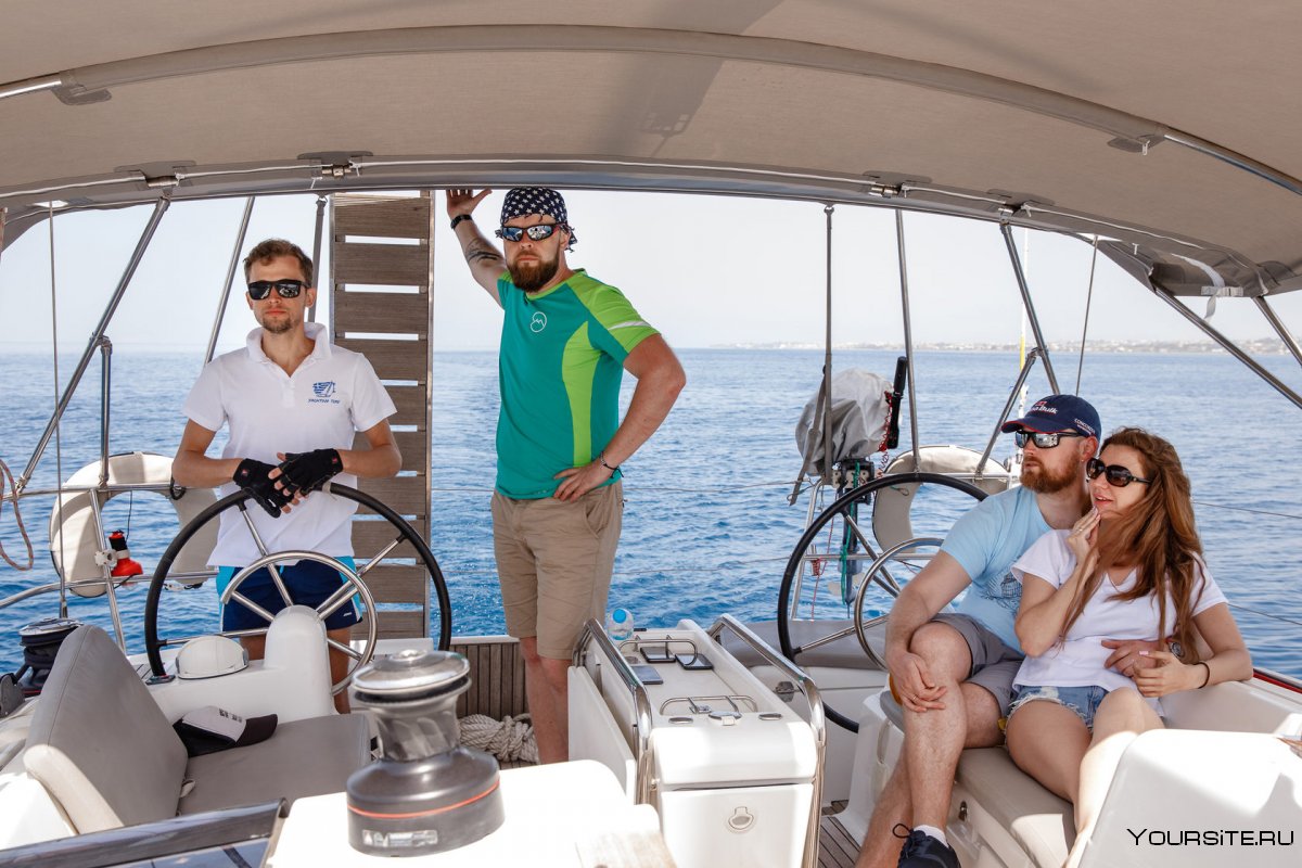 Путешествие на парусной яхте