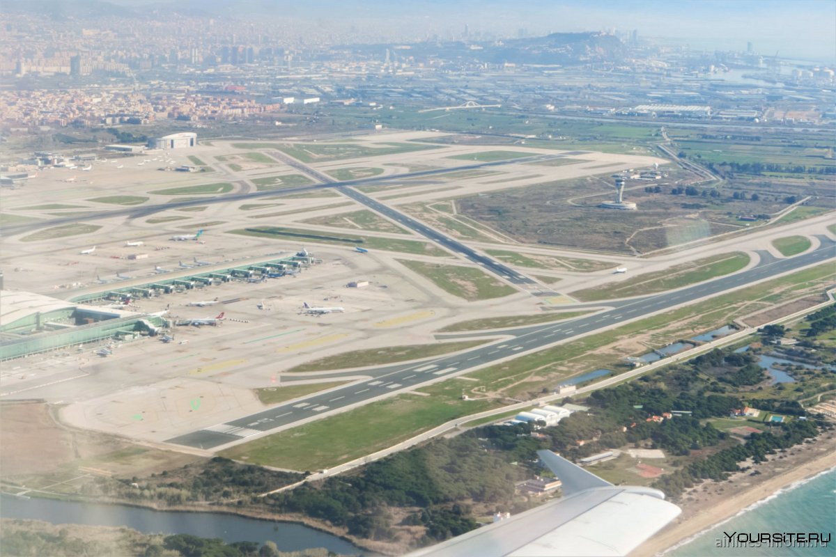 Вид из аэропорта Барселоны