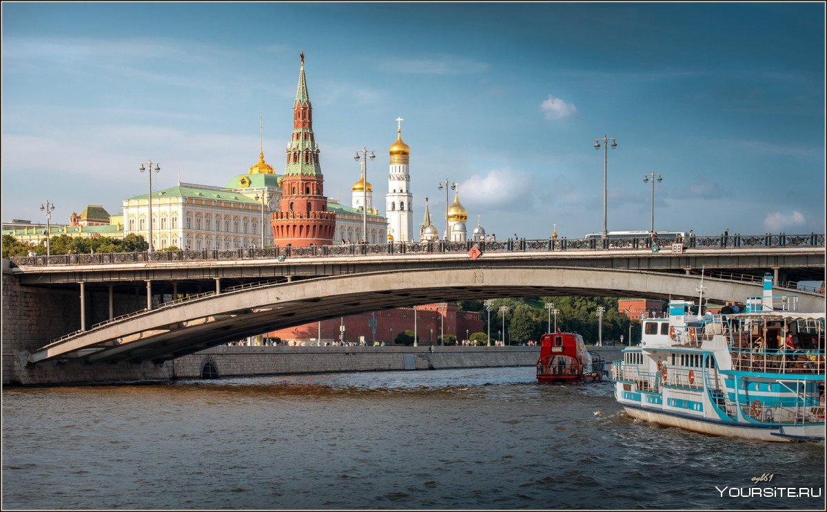 Большой каменный мост в Москве