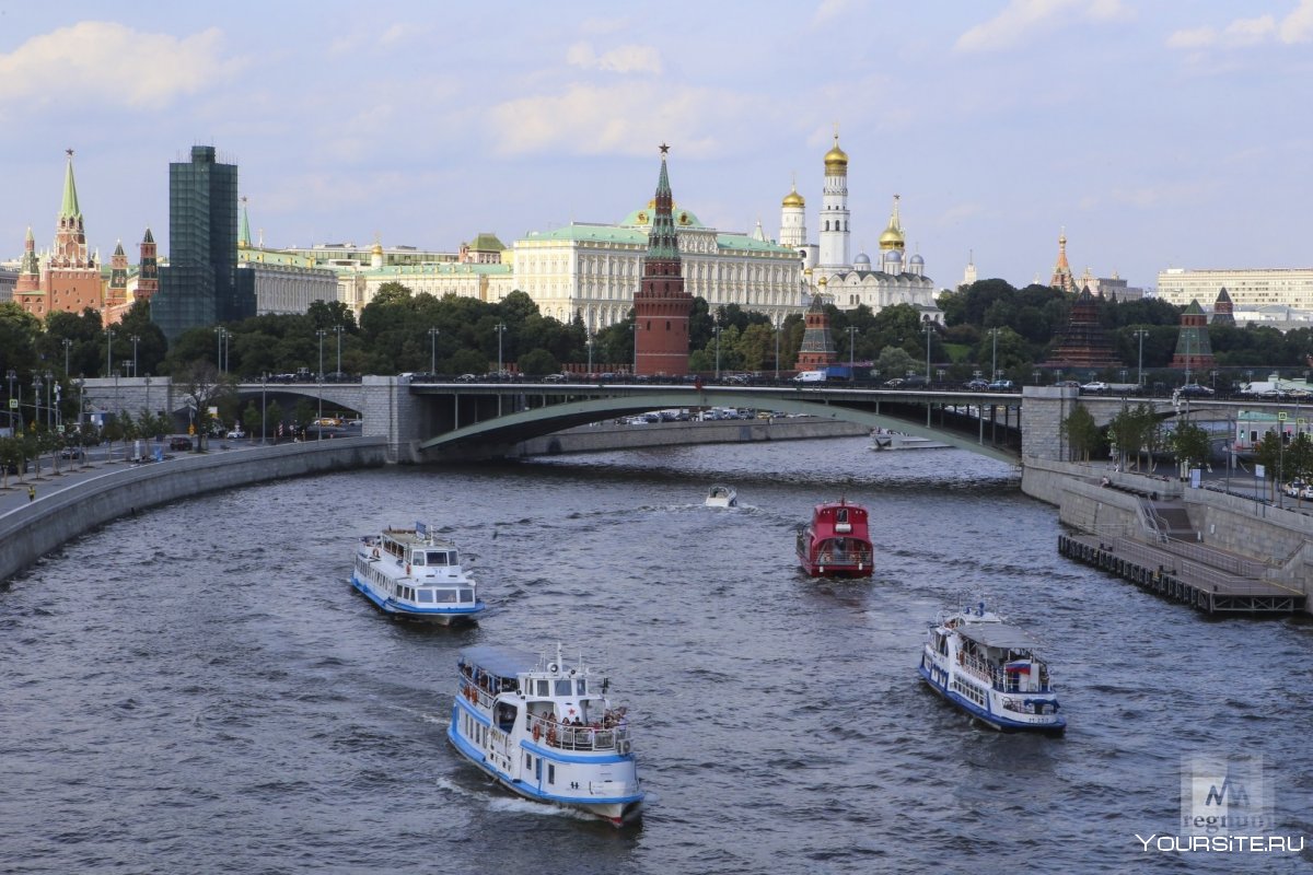 Каменный мост в Москве