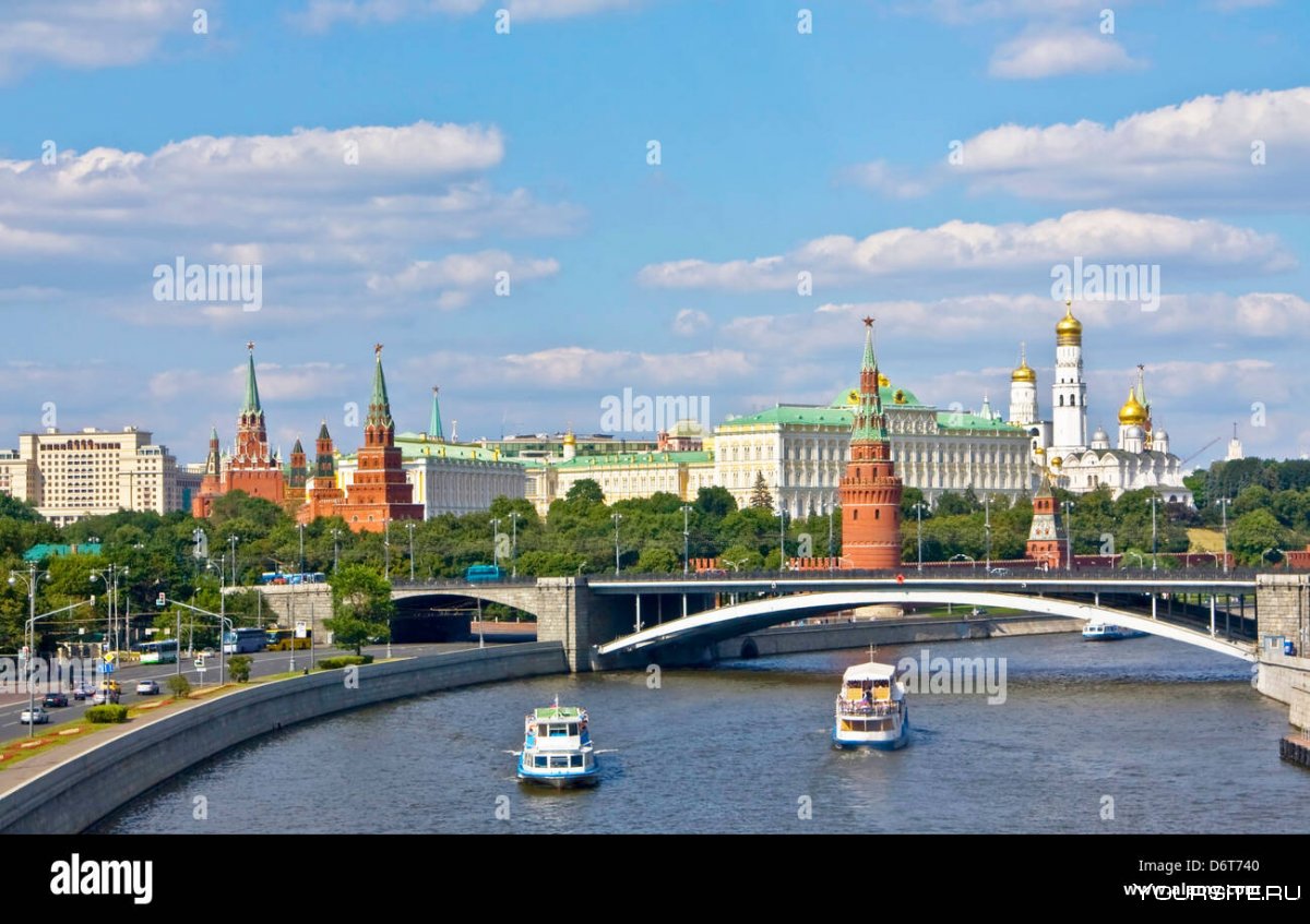 Замоскворецкий мост в Москве