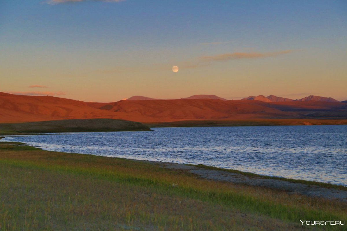 Монголия горное озеро Даян нуур