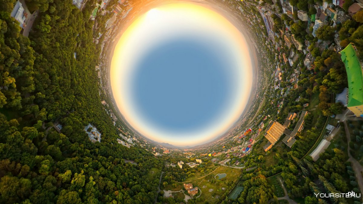 Сферическая панорама города