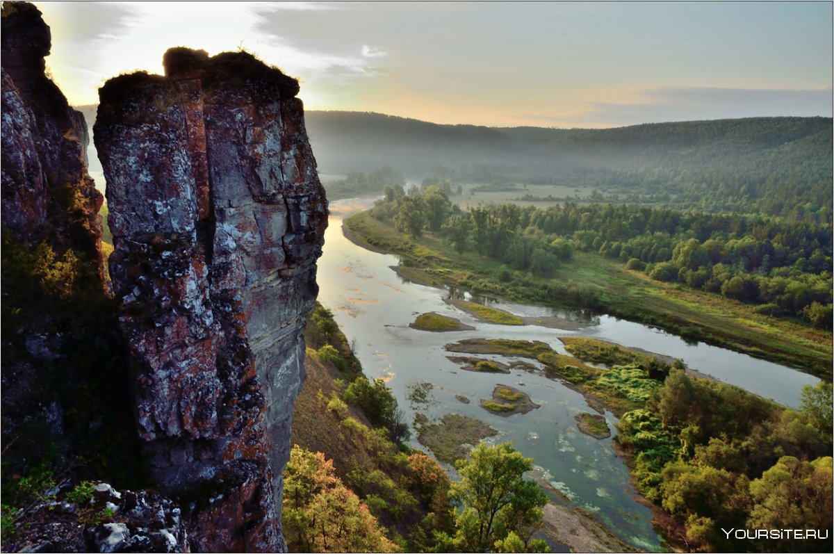 Лимоновский гребень на реке Юрюзань