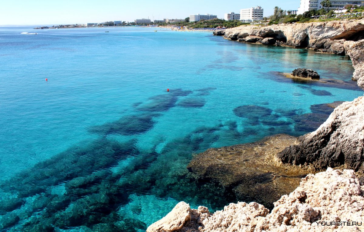 Пляж голубая Лагуна Кипр