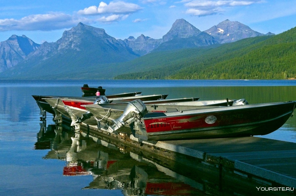 Озеро Флатхед в штате Монтана США