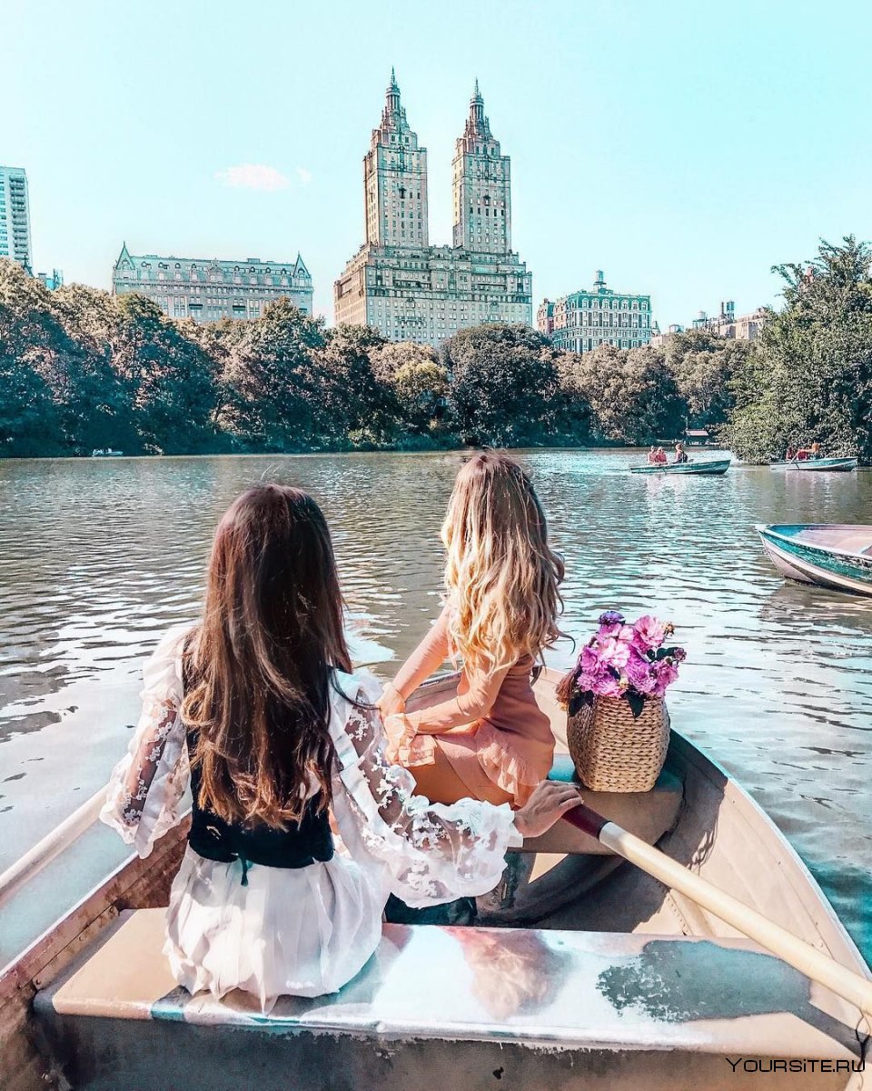 Путешествие с подругой