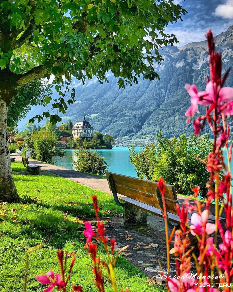 Озеро в Швейцарии Бриенское