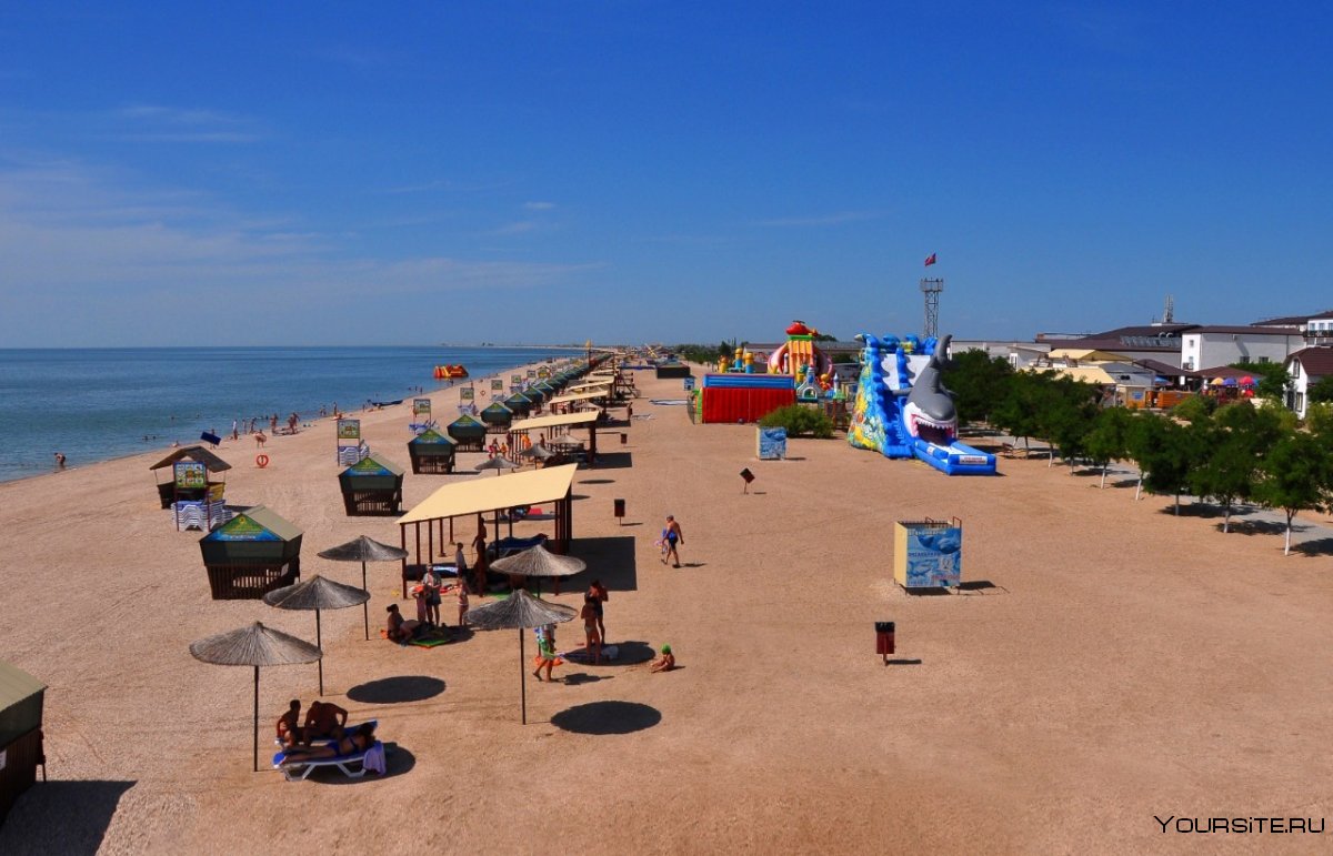 Ракушечный пляж на Азовском море