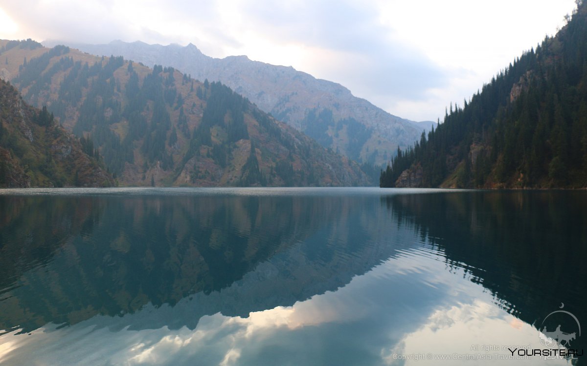 Киргизия горное озеро Сары Челек