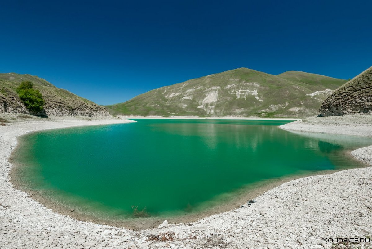 Грозный озеро Кезеной ам