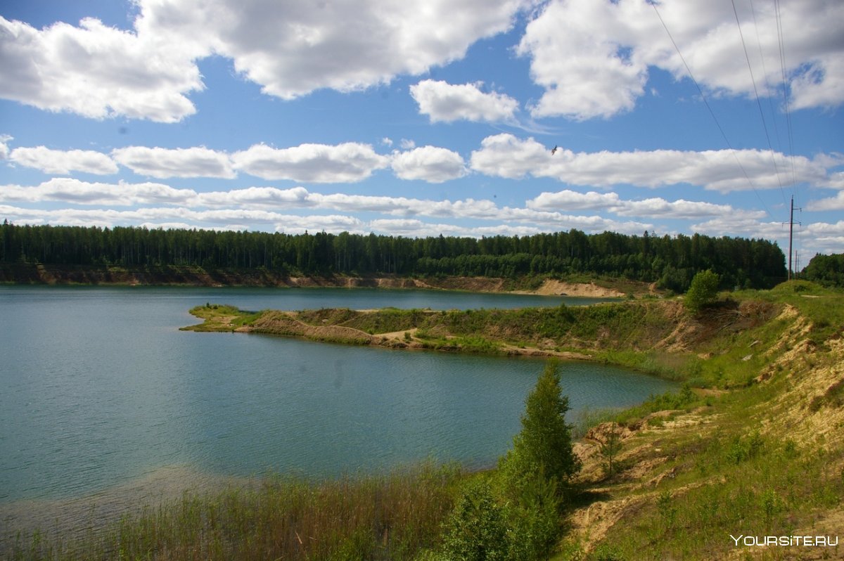 Озеро Нестеровское в поселке шапки