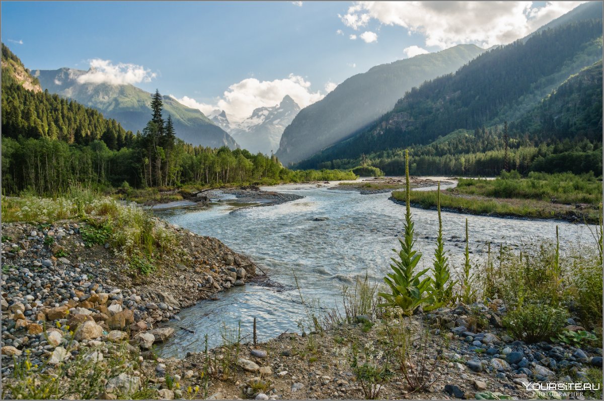 Озеро Кара-кёль в Теберде
