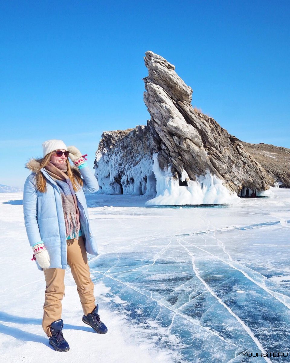 Зимний Байкал туристы