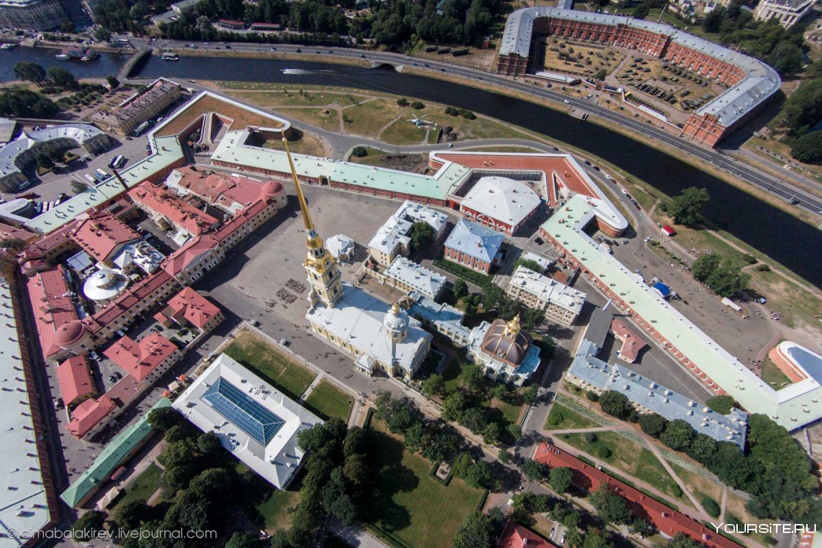 Прислонили Петропавловская крепость