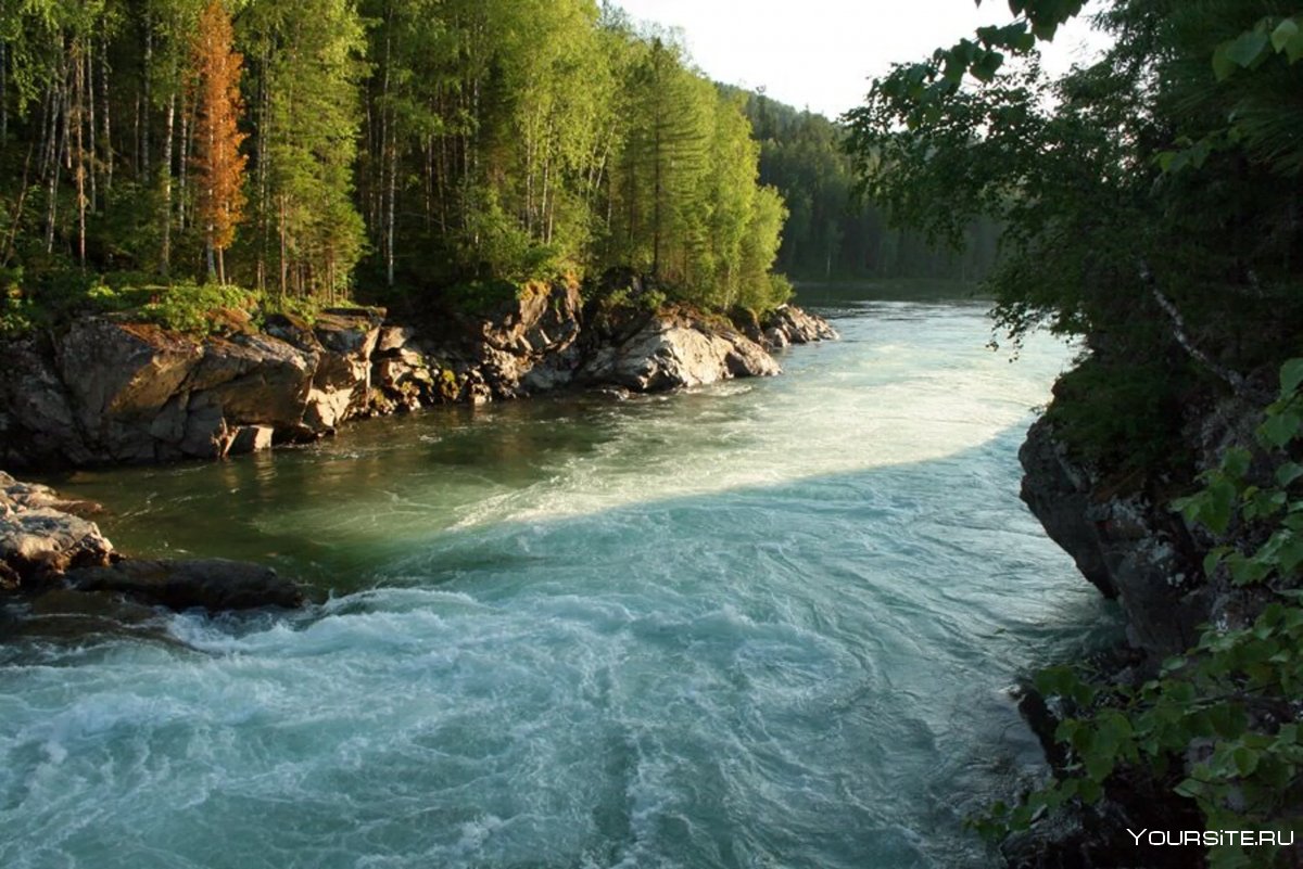Горная река Кизир