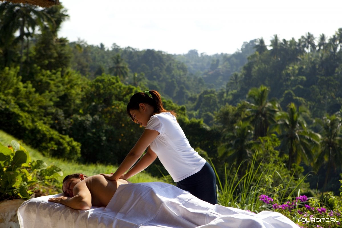 Тайский массаж на природе